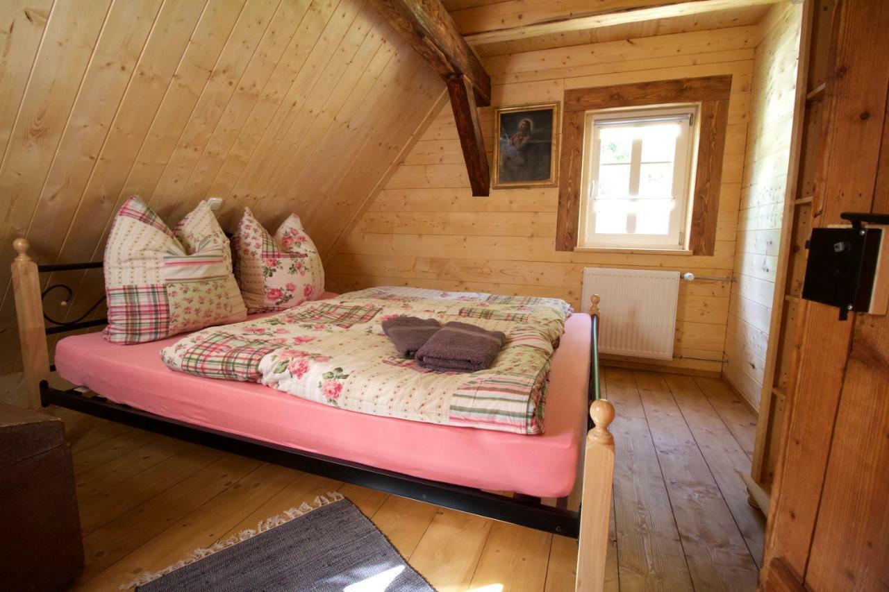 Ferienhaus Anno Dazumal, Wie Zu Opa'S Zeiten Klingenthal Exteriér fotografie