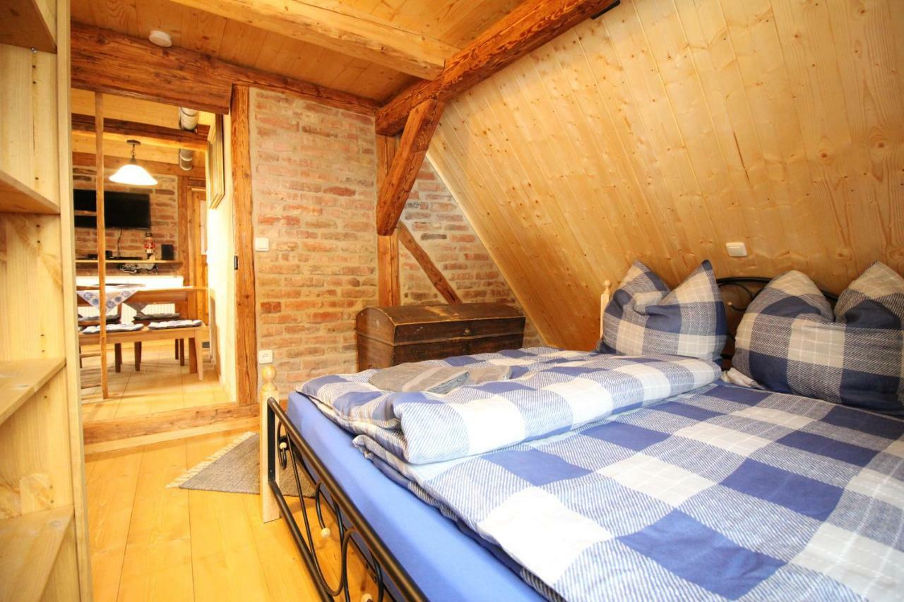 Ferienhaus Anno Dazumal, Wie Zu Opa'S Zeiten Klingenthal Exteriér fotografie